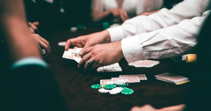 Why Financial Industry Professionals Limit Their Gambling